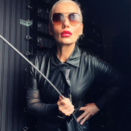 Galeriebild 11 von Mistress Helen Bates