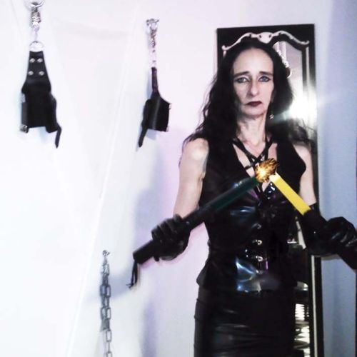 Galeriebild 3 von Domina Lady Isabella