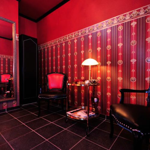 Galeriebild 19 von House Of Bizarre Dreams