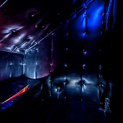 Galeriebild 16 von House Of Bizarre Dreams