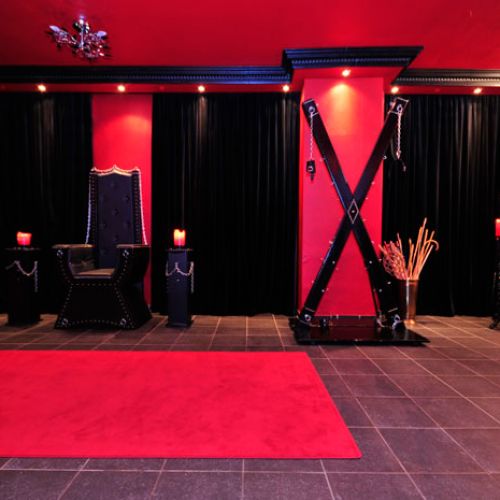 Galeriebild 7 von House Of Bizarre Dreams